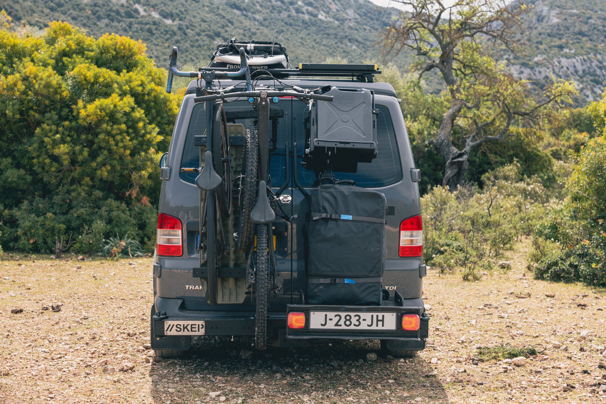 Offroad, Offgrid camper. VW Transporter. Bike carrier.